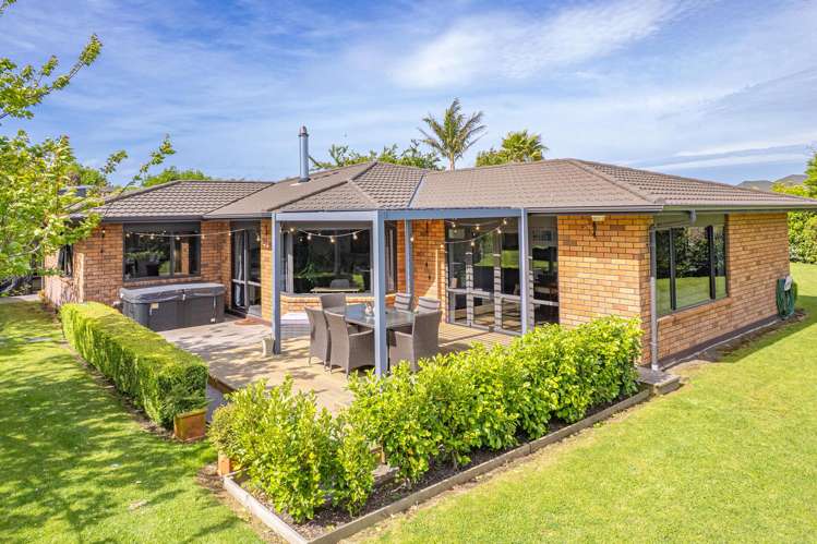 11 Cotswolds Close Otamatea_32