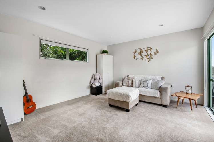 1 Ngahere Views Orewa_22