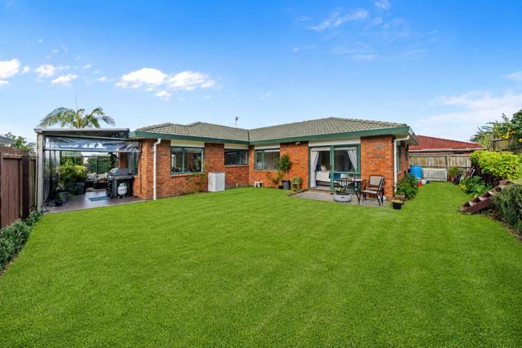 54 Robert Ross Place Clendon Park_12