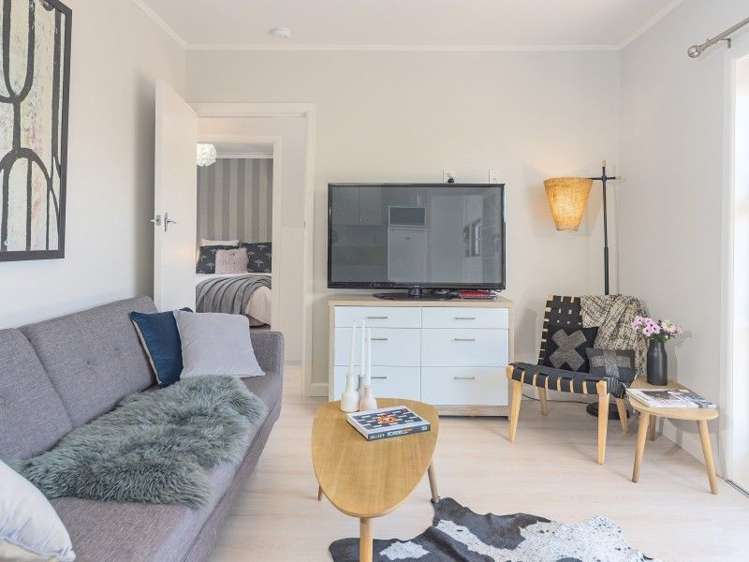 2/56 North Road The Wood_5