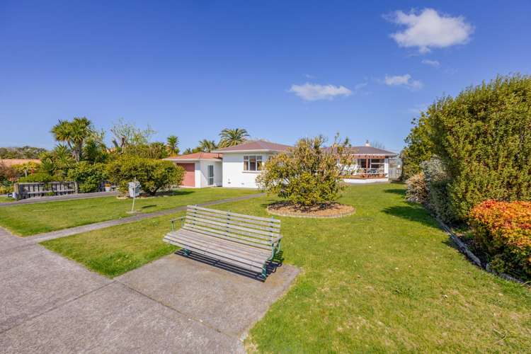 5 Holyrood Terrace Waipukurau_17