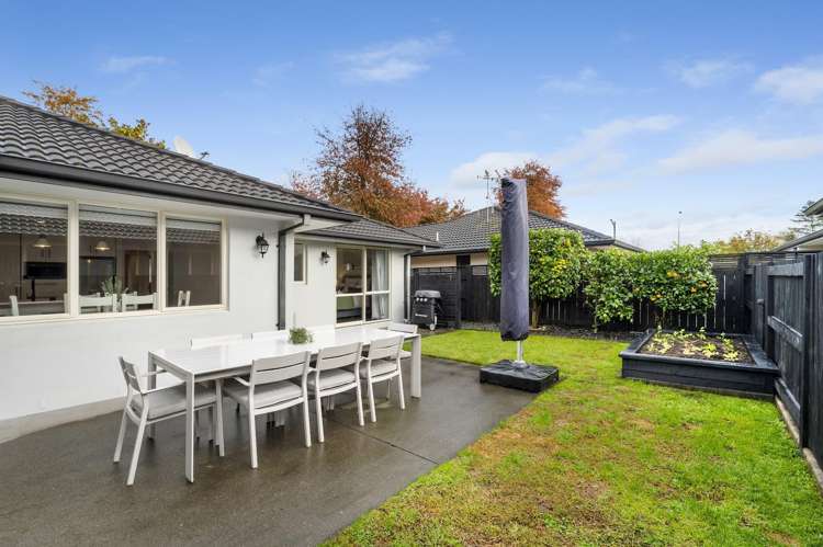 5 Montrose Place_3