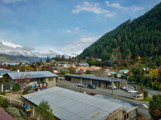 118 Hallenstein Street Queenstown_4