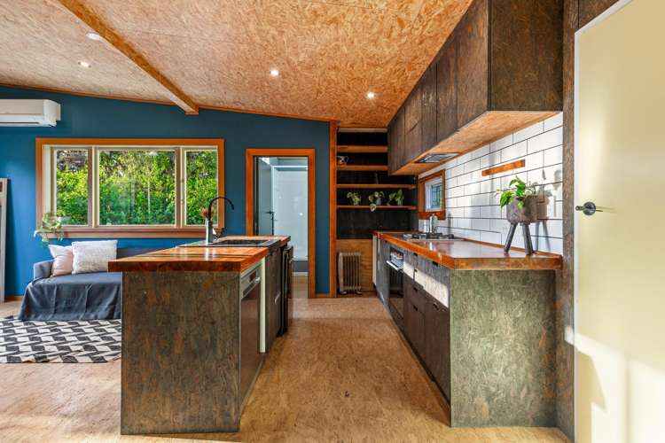 132 Seaview Road Piha_3