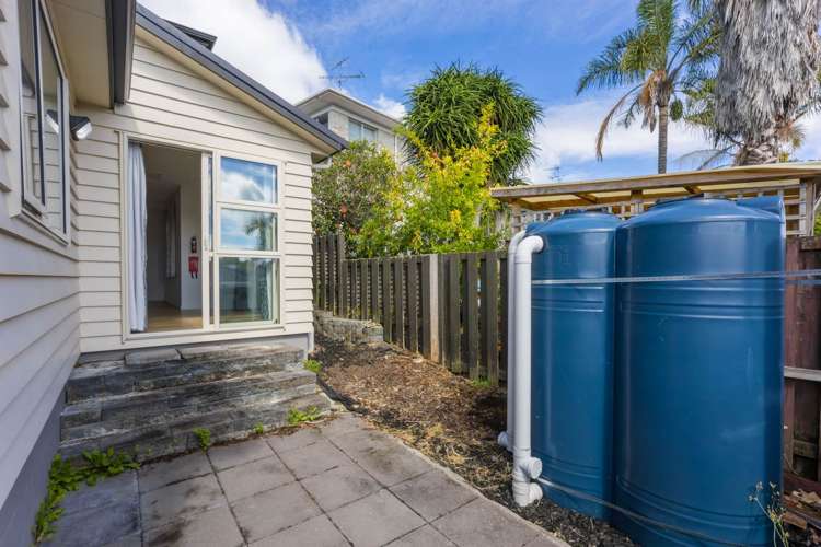 33B Cockayne Crescent Sunnynook_31