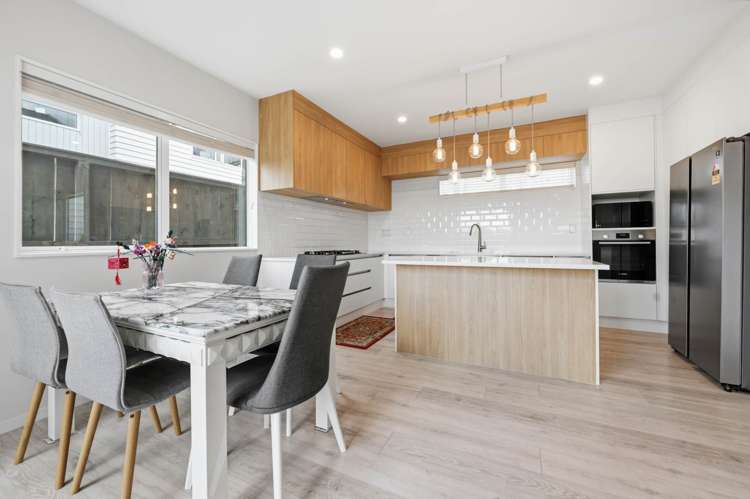 82C Moore Street Howick_4