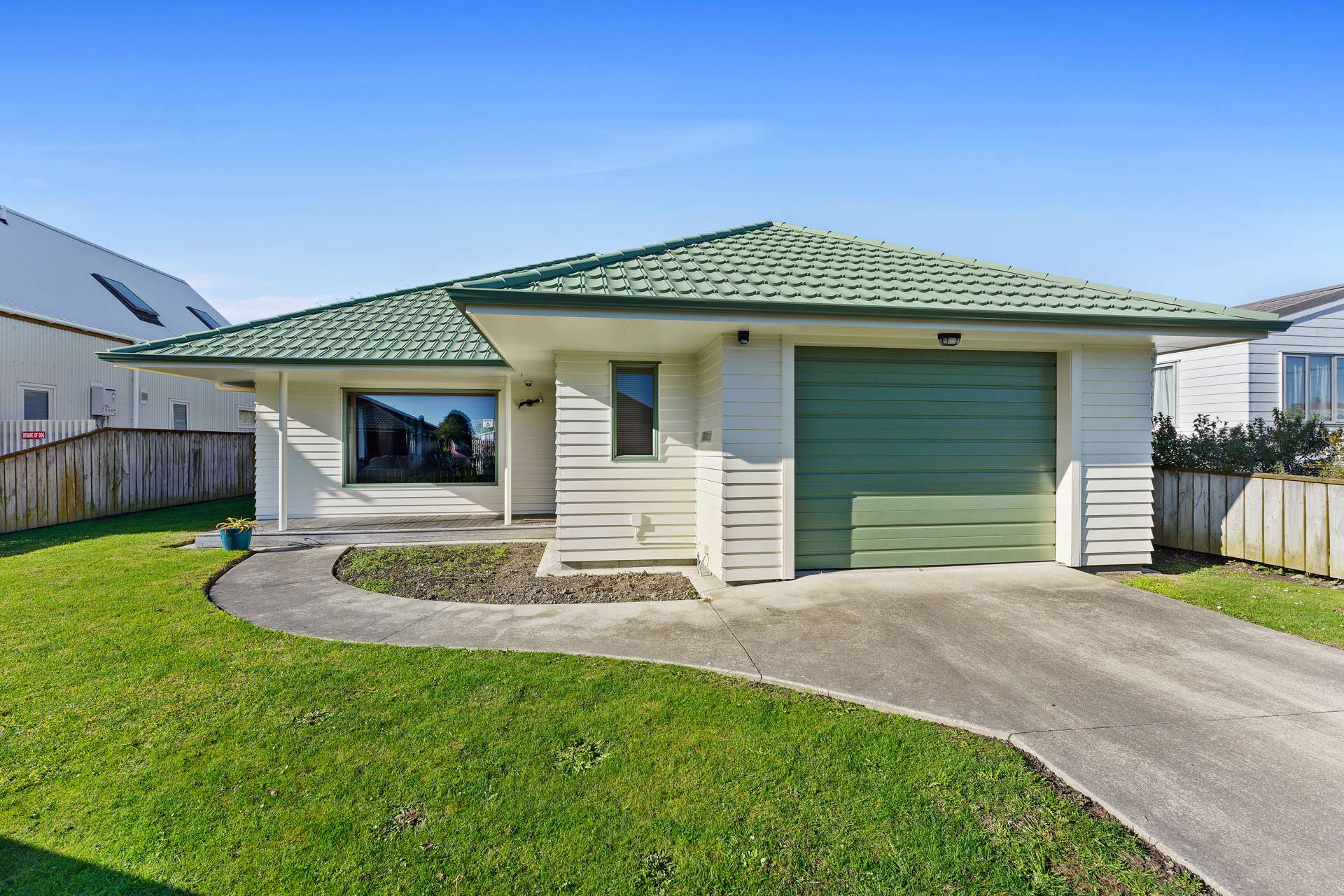 6 Waihurihia Street Otaki_0