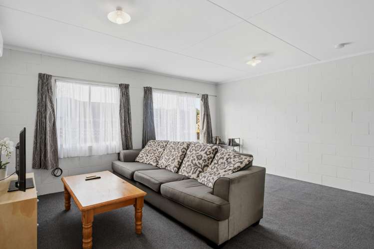1-4/158 Crinan Street Appleby_3