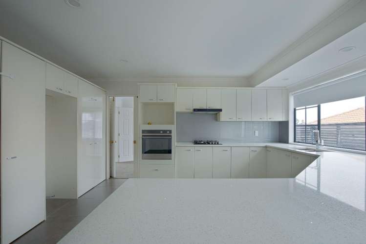 8 Highgate place Somerville_5