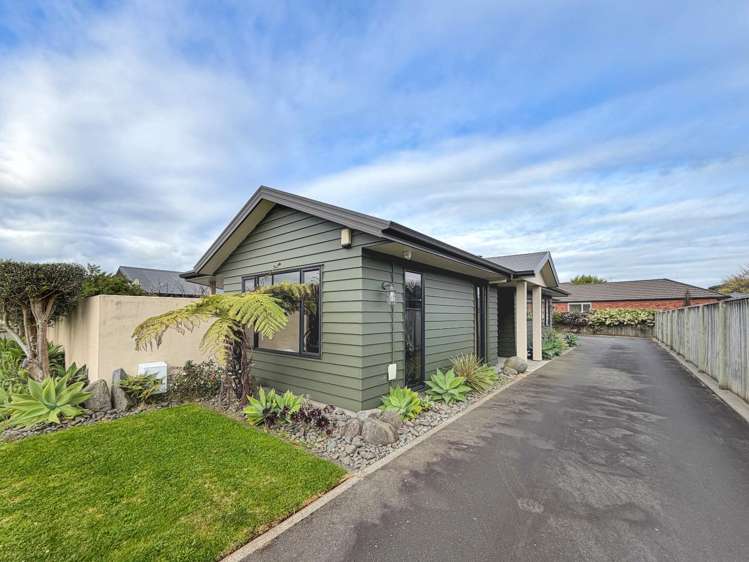 6 Gilligan Close 1201_2