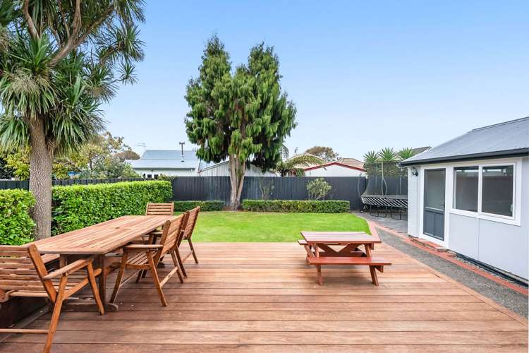 11 Thornycroft Avenue Epuni_4