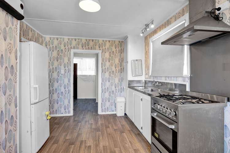 16 Hadfield Street Patea_8