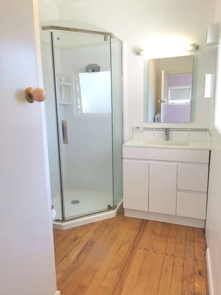 2 Kelvyn Grove Manurewa_11