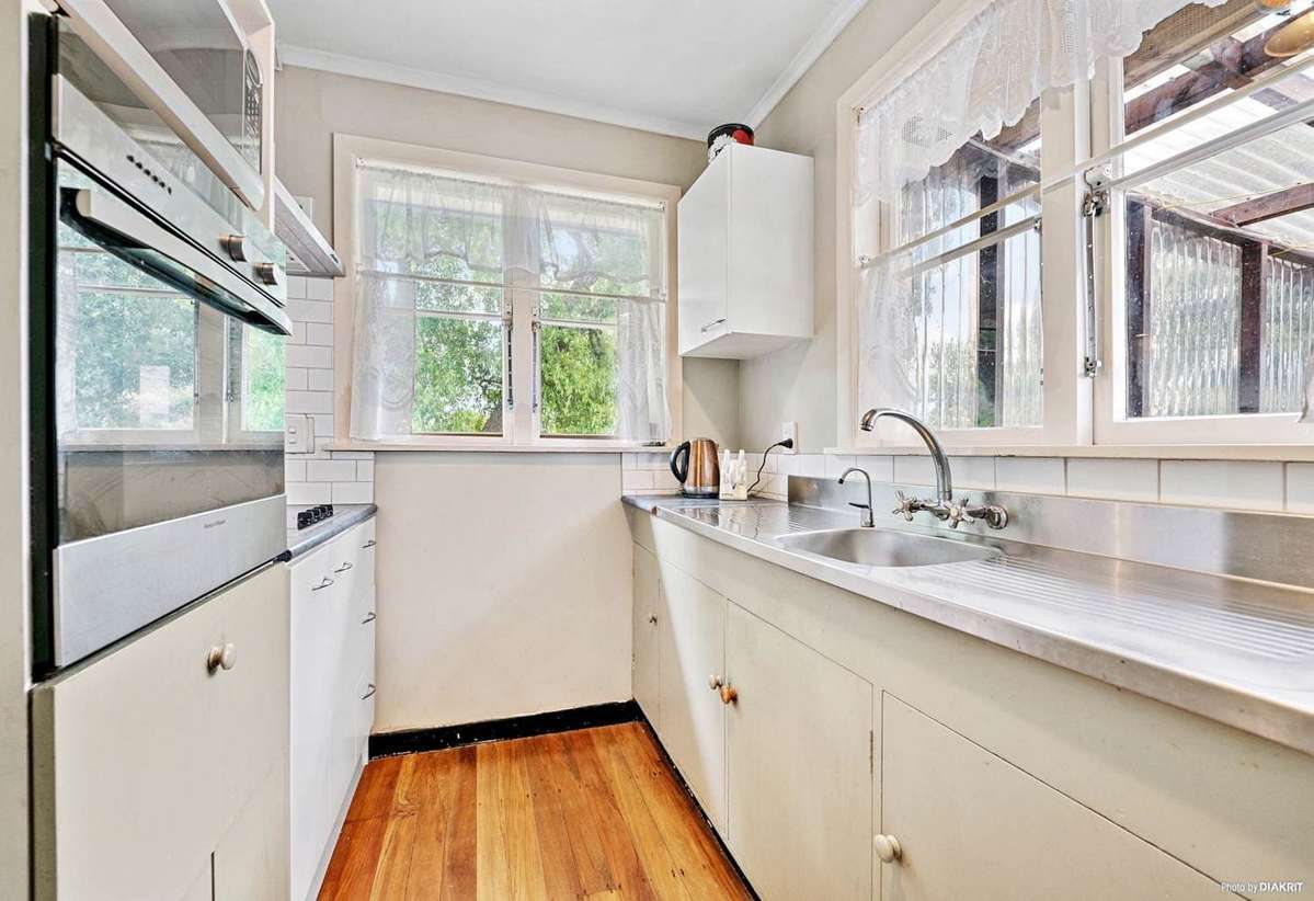 Charming 2-Bedroom Standalone Home 2
