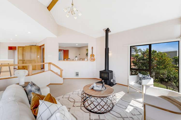 6 Dorrington Place Eastern Beach_7