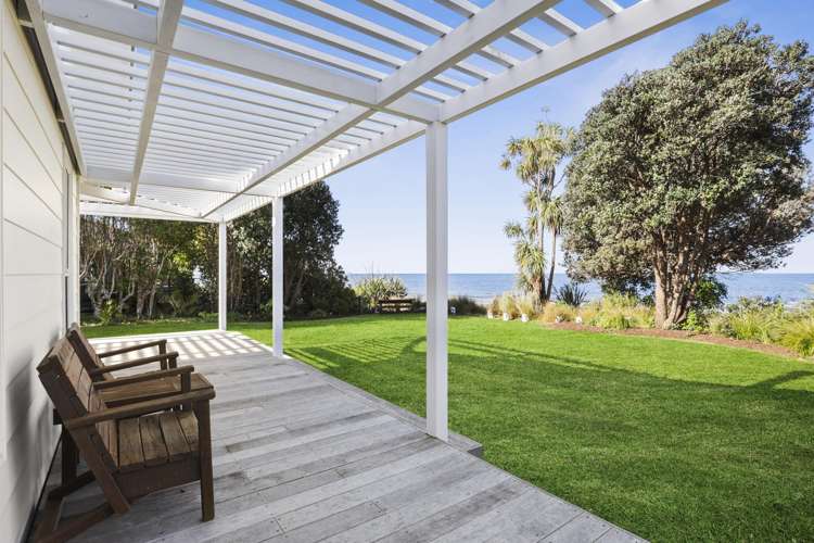 70 Bishop Road Parapara_0