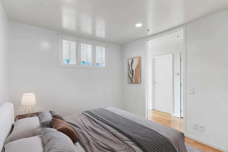 2f/5 Charlotte Street Eden Terrace_4