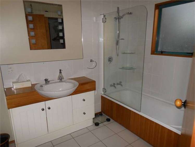 5a Tuhua Place Hauraki Surrounds_5