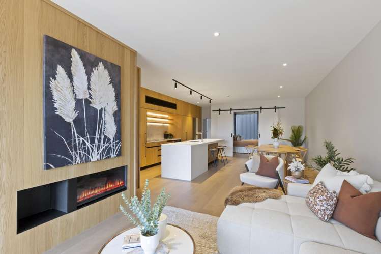 19/2 McKinlay Lane Jacks Point_1