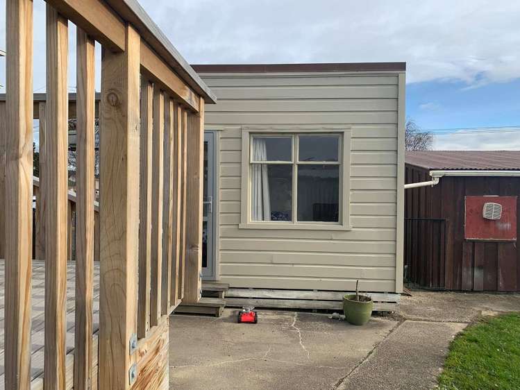 28 Burgess Street Green Island_4