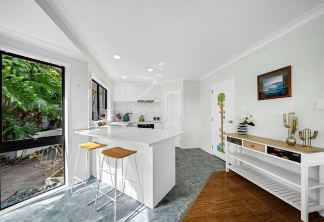 1/4 Crescent Hills Court Northpark_3