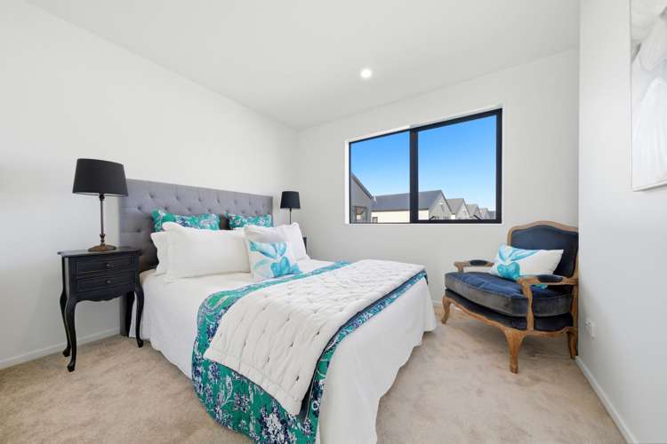 60 & 62 Wavecrest Lane Hobsonville_13