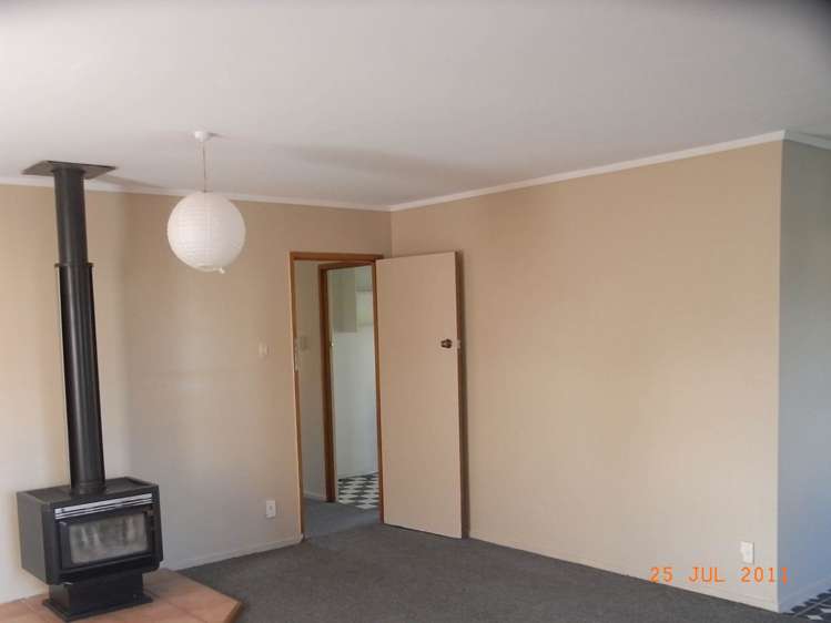 9 Hobart Crescent Wattle Downs_3