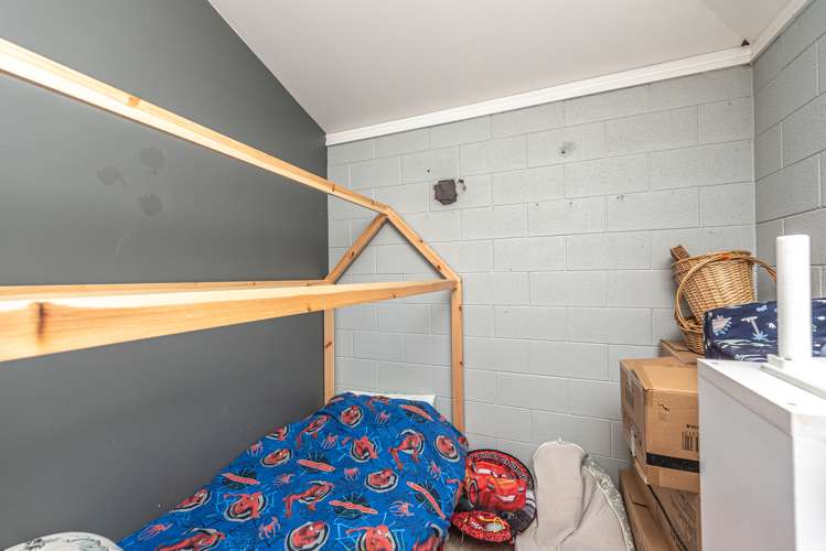 12 Kowhai Street Castlecliff_18