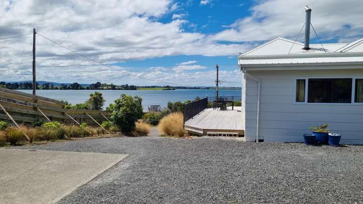 99 Orepuki Riverton Highway Riverton_19