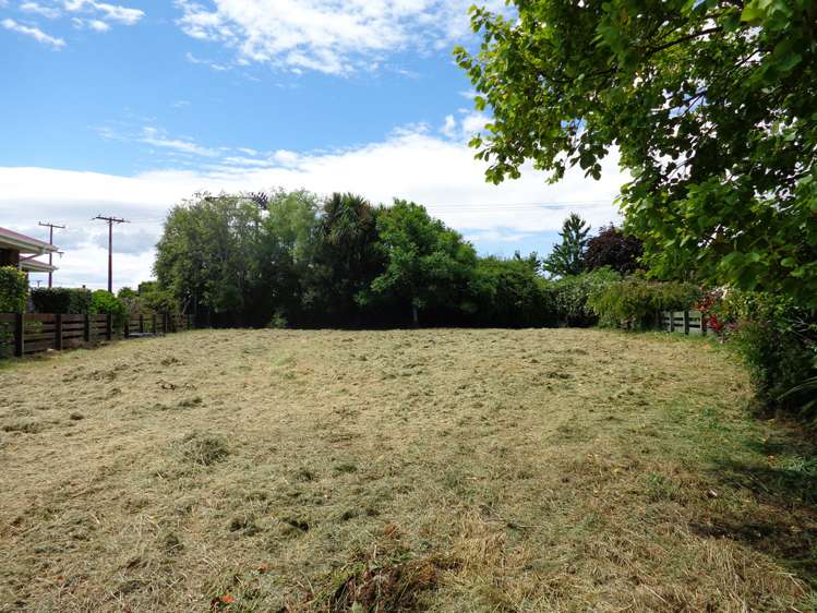 16 Crossleigh Crescent Balclutha_2