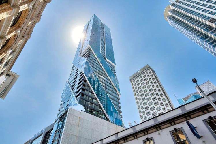 1607/10 Commerce Street City Centre_12