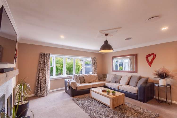 23 Howard Road Taradale_7