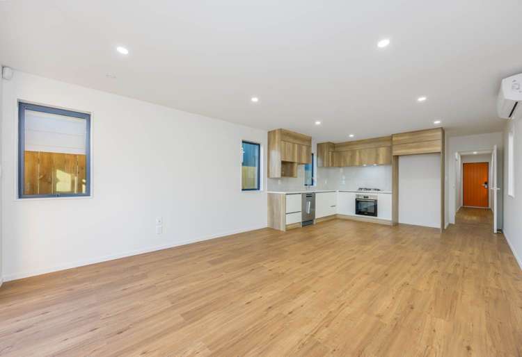 25 John Gray Street_4