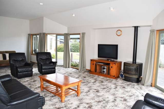 50 Luxmore Drive Te Anau_2