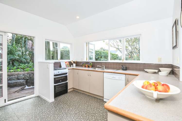 202 Arthur Street Onehunga_12