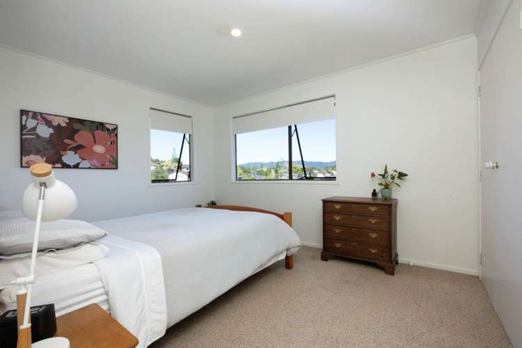 91 Solar Road Glen Eden_8