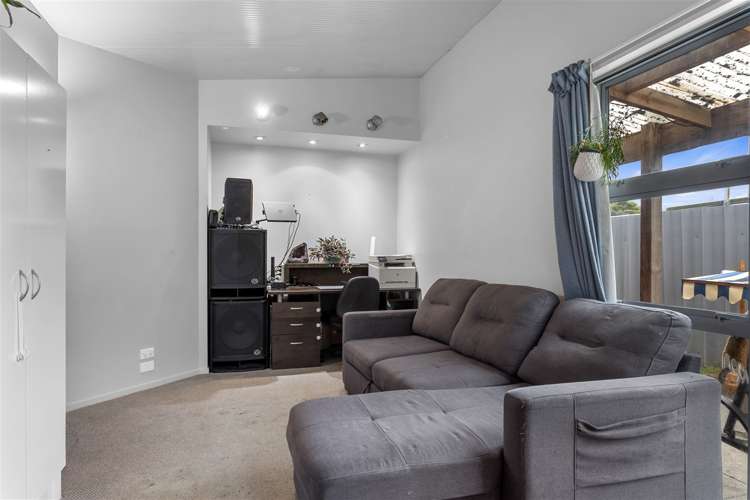 6 Pine Avenue Waikuku Beach_6