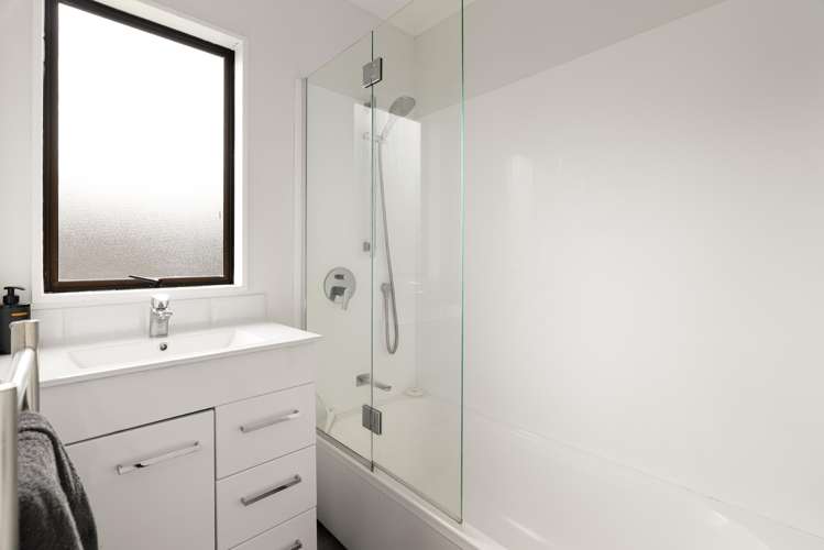 80b Aviemore Drive Highland Park_14