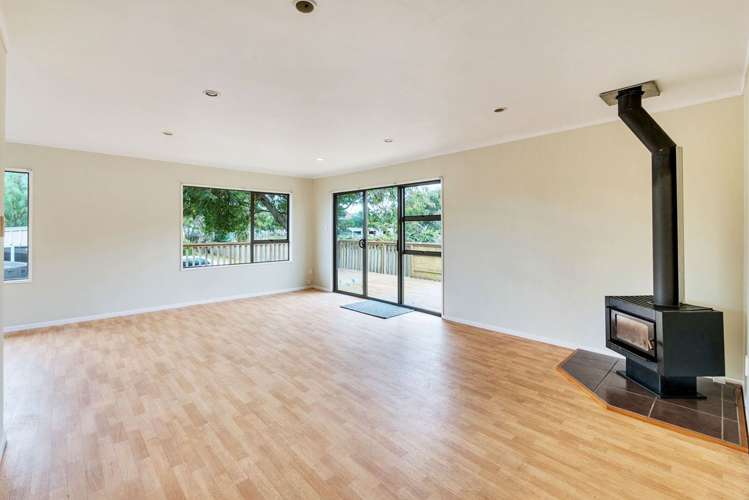 12 Cemetery Road Waiuku_7