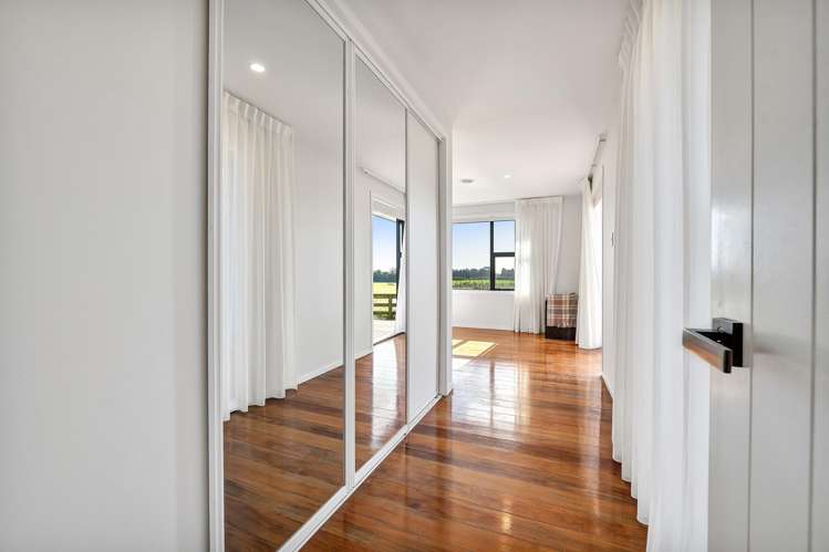 1384 Egmont Road Egmont Village_29