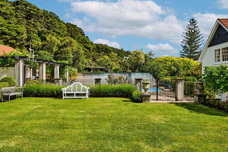 60 Cheviot Road Lowry Bay_33