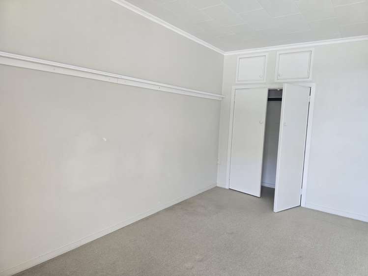 8/12 CRESCENT ROAD Epsom_14