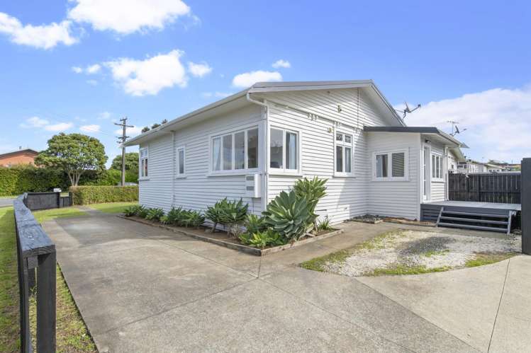 83 Hastie Avenue Mangere Bridge_16