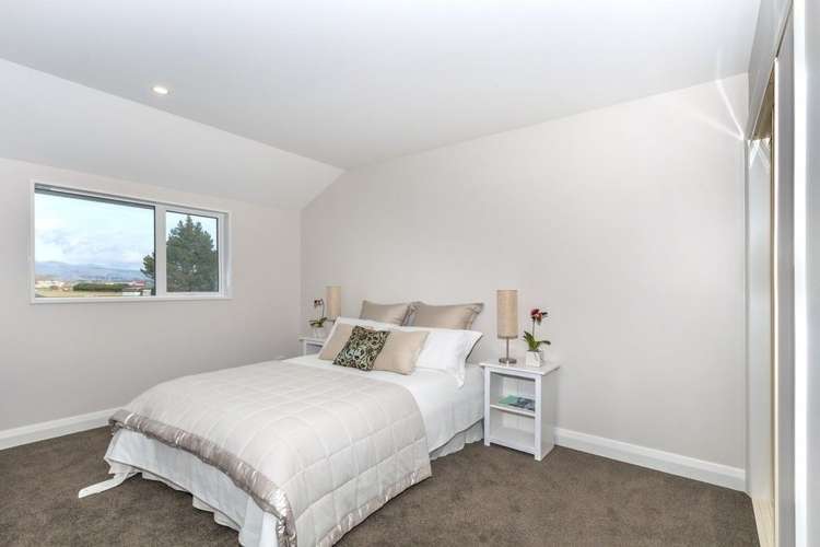 6 Atatu Lane Wigram_8