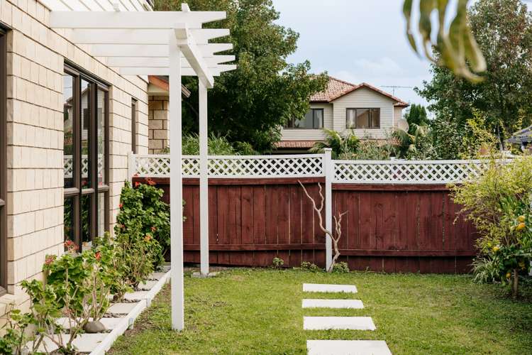 36 Baverstock Road Flat Bush_19