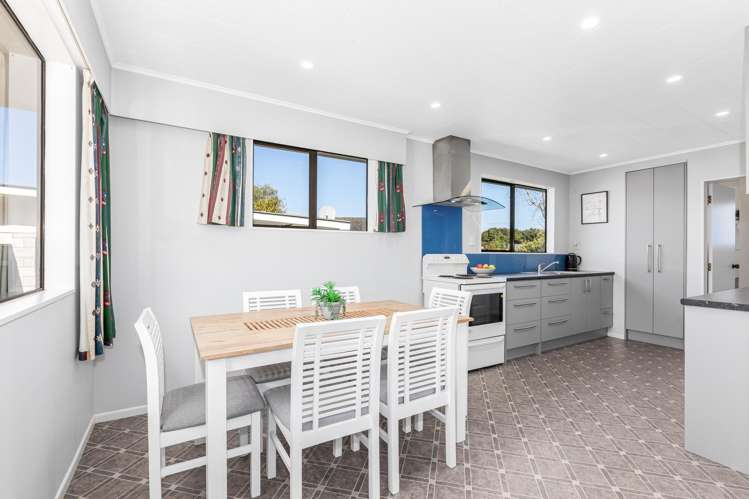 10 Indiana Grove Totara Park_7