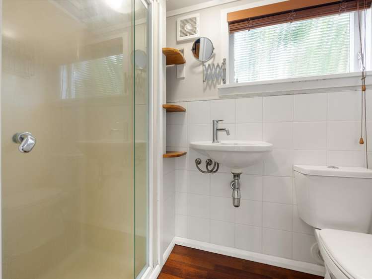 4 Kakanui Avenue Hillcrest_11