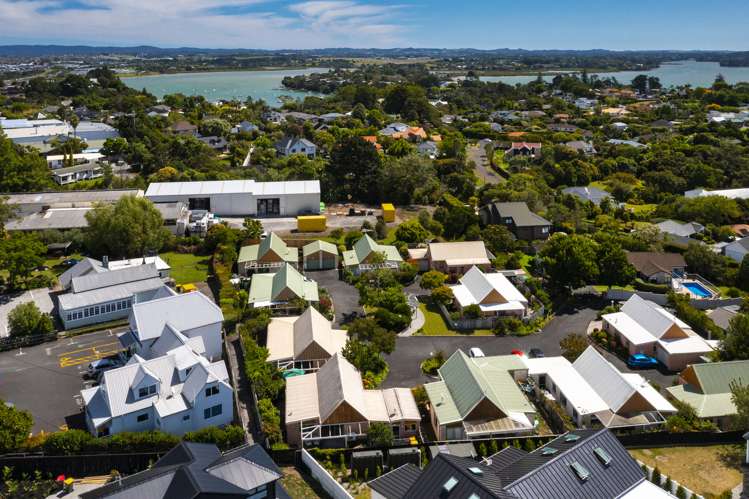 9/34 Waipuia Place Greenhithe_14