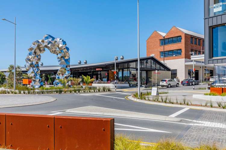 16 Headsail Drive Long Bay_22