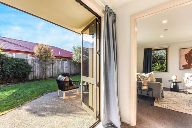 45 Cambelldon Crescent Stoke_12